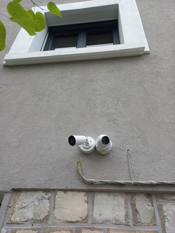 installation professionnelle d’alarme anti-intrusion AJAX à Toulon