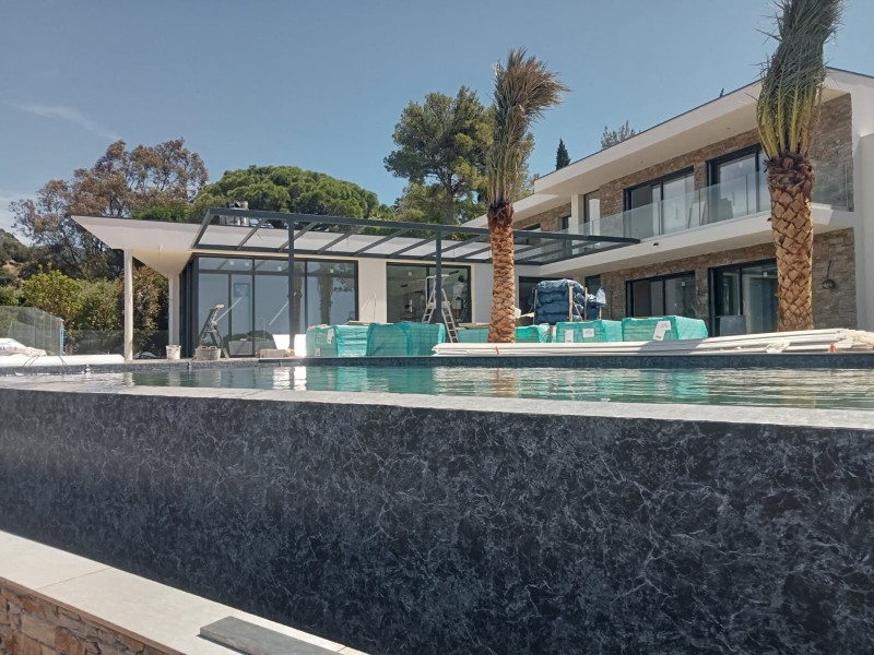 Maçonnerie et rénovation maison et bâtiment Toulon proche le lavandou BEM Artivilla